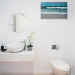 Апартаменты Flh Graca Spacious Flat