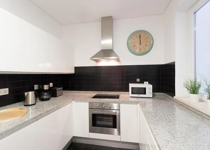 Flh Graça Spacious Flat